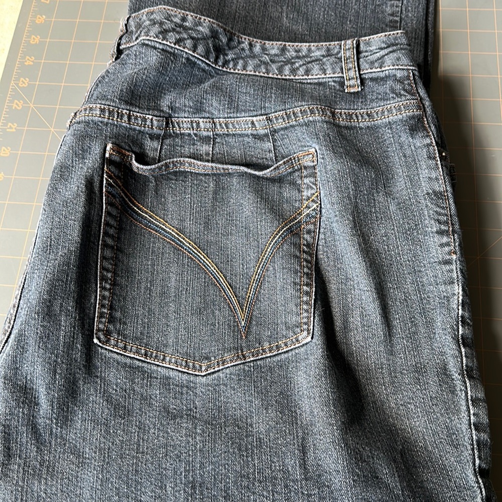 Lane Bryant Venezia Blue Dot Size 7 Average (~24W) Stretch Bootcut Denim